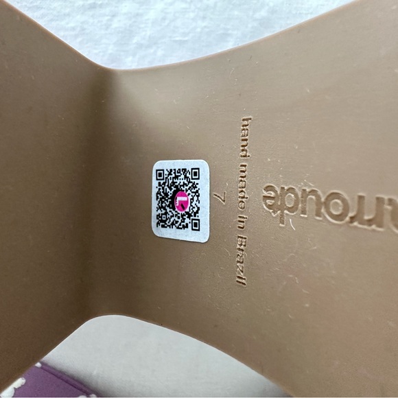 The Miso Platform Sandal by Larroude, New - Picture 7 of 11